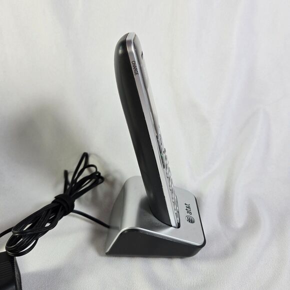 AT&T CL81301 DECT 6.0 Cordless Phone 3 Handsets Main Base Charging Base AC Adapt - Picture 16 of 16